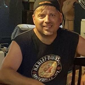 Meet your Posher, Troy